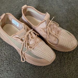 Danskin mesh sneakers